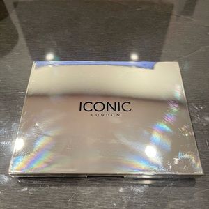 Multi-use sculpting palette